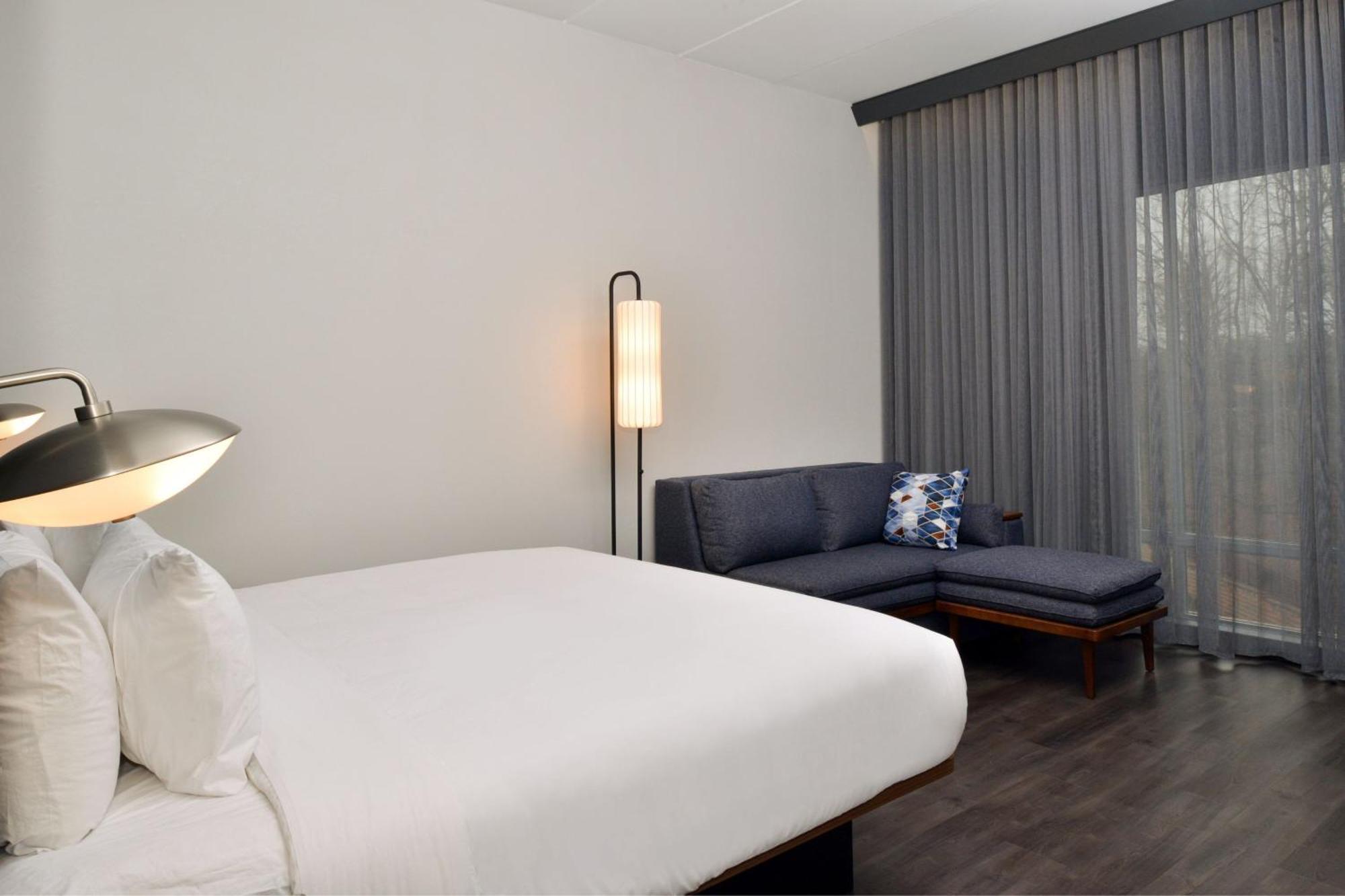 Hotel Courtyard By Marriott Raleigh Cary Crossroads Exterior foto
